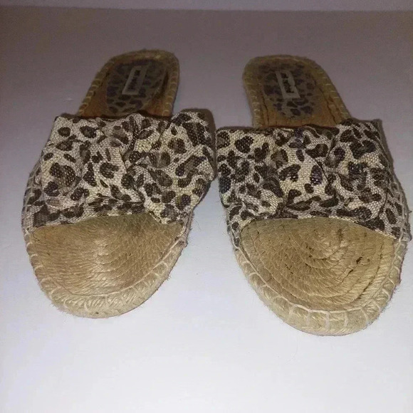 NOT RATED Women's Leopard Slide Sandals w/ Bows Size 10 - Picture 4 of 5